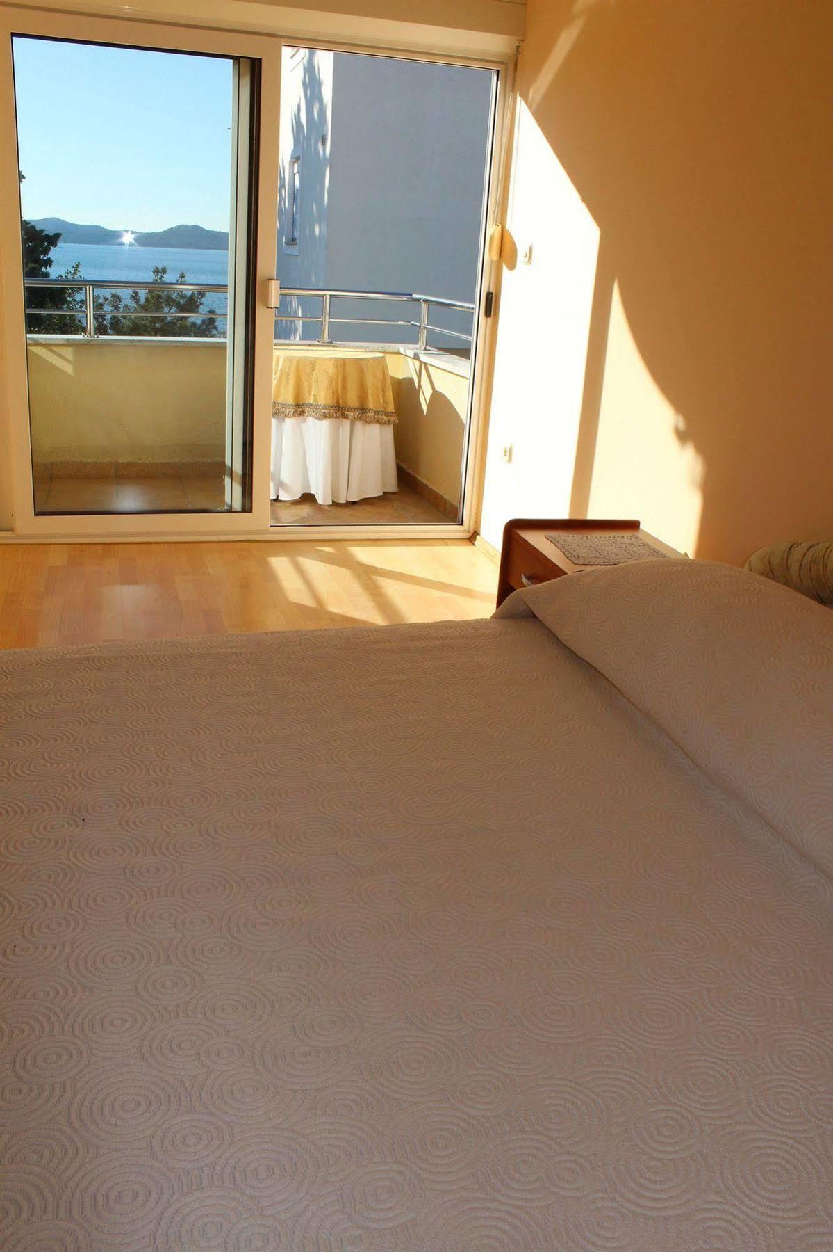 Diklo Beach Rooms-Adults Only Zadar Bagian luar foto